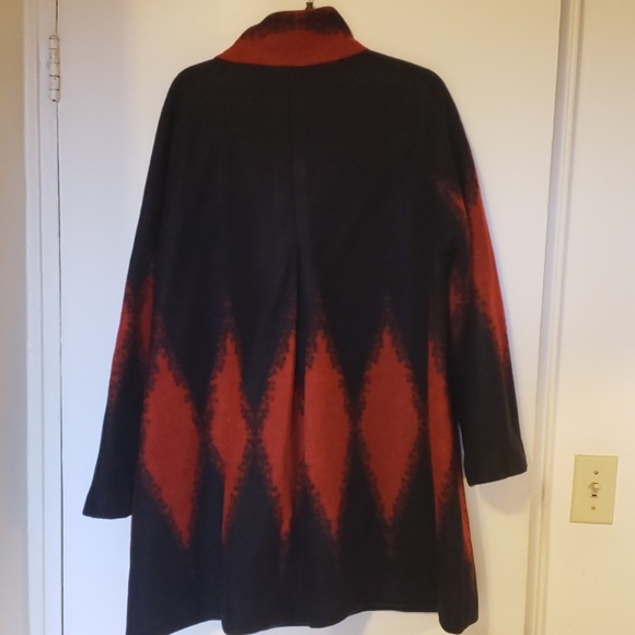 Coat - Picture 4 of 5